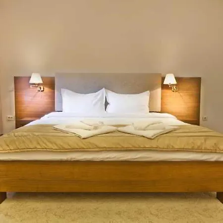 Hotel Yesterday 3*