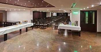 Yesterday 3* בוקרשט
