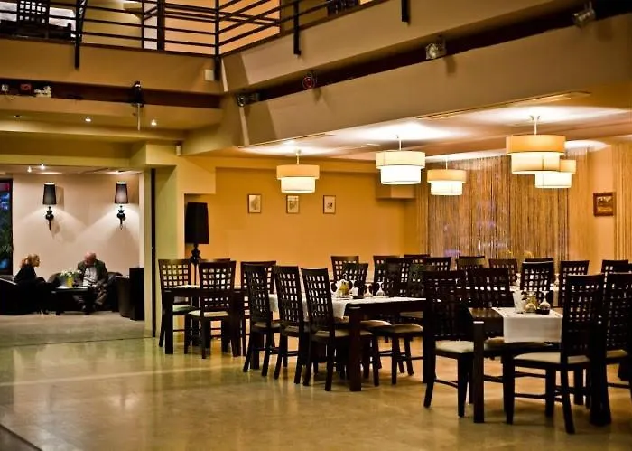 Ξενοδοχείο Yesterday 3*