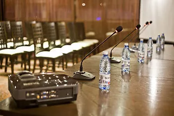 Yesterday 호텔 부쿠레슈티